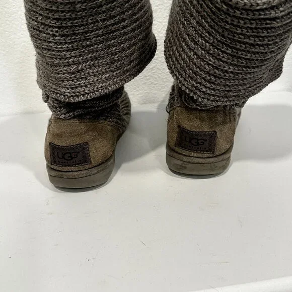 UGG Cable Knit Boots Grey Tall / Fold Over For Shorter Length 3 Button US Size 6 - Picture 8 of 11